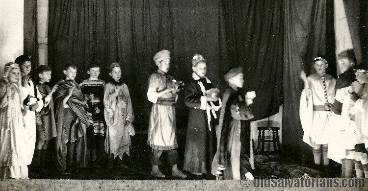 Nativity Play (2) 1950